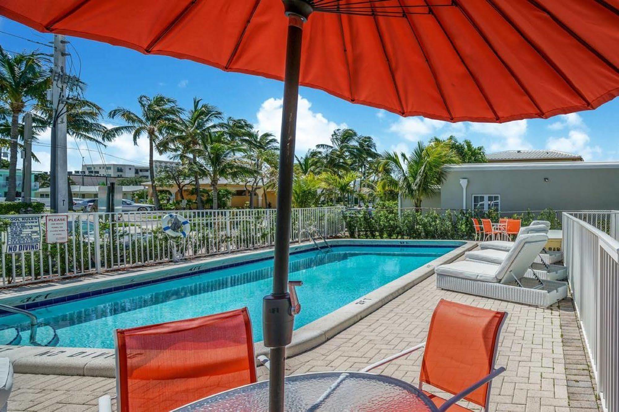 Luna Paradise By The Sea Lejlighedshotel Lauderdale-by-the-Sea Eksteriør billede